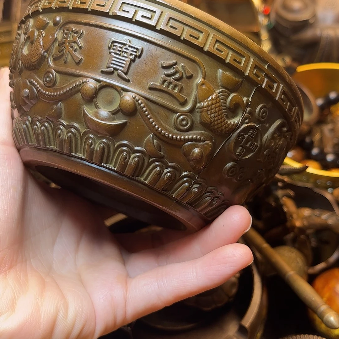 精美铜器工艺品等