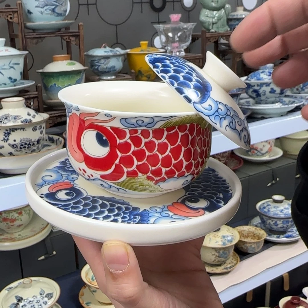 高温下的高温天气使人心情愉悦