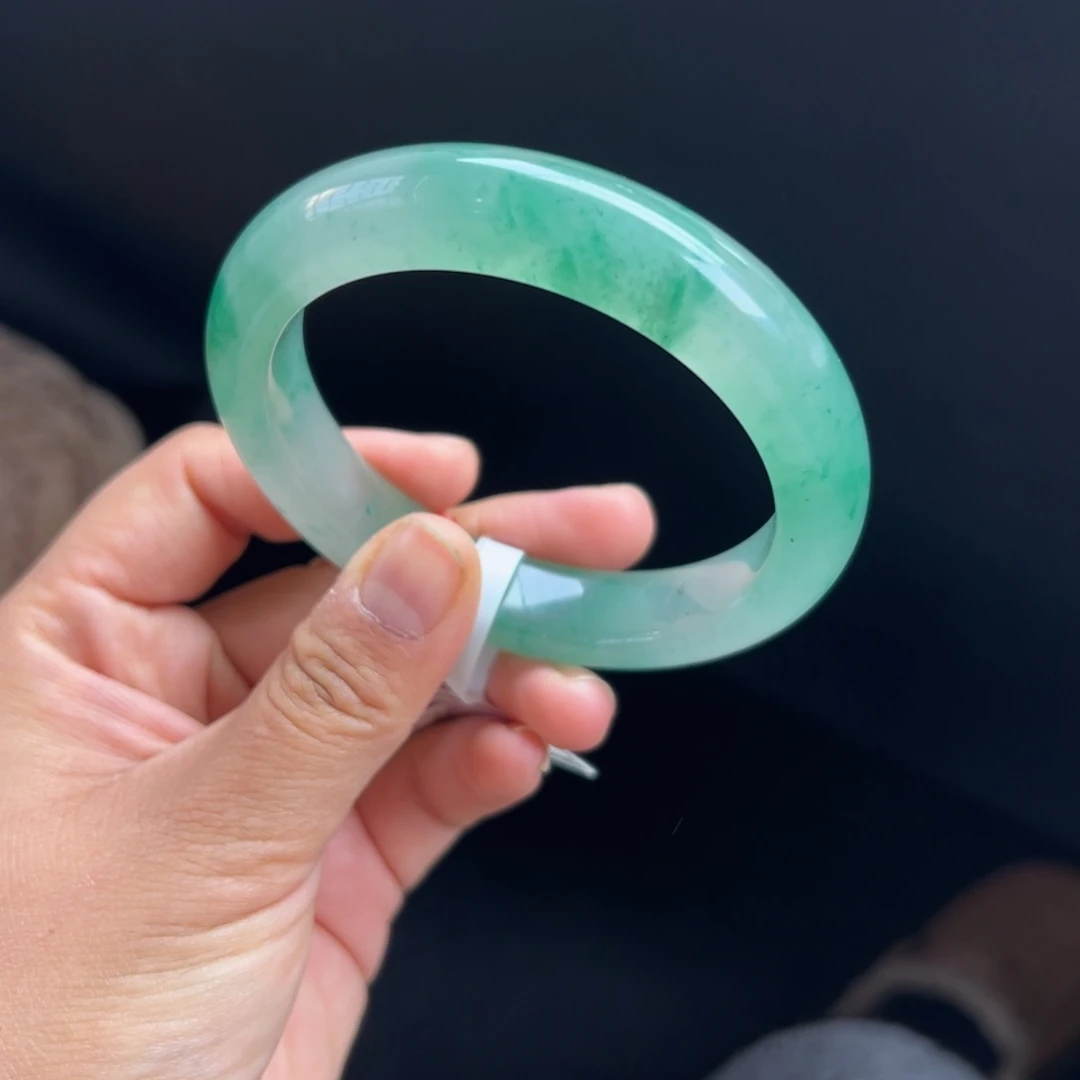 石英质玉未镶嵌手镯非洲翠6061