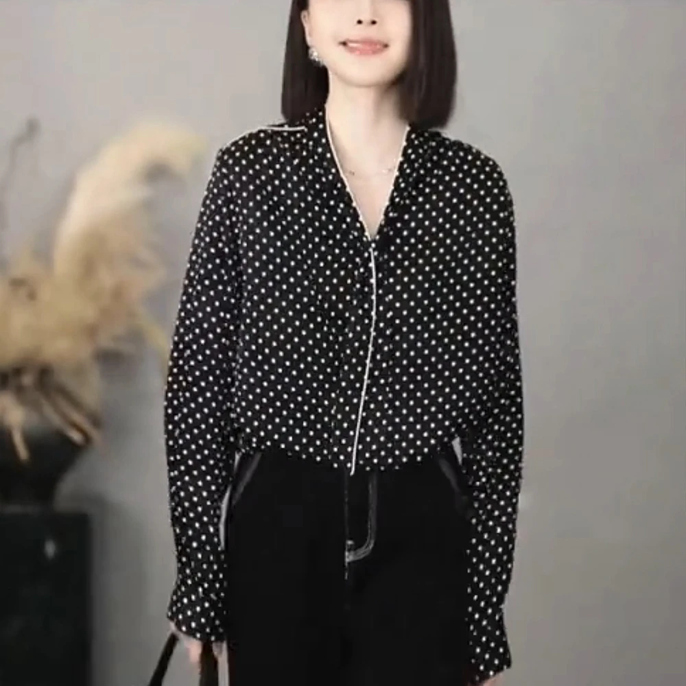 秋季新款女黑色V领波点长袖衬衫时尚洋气减龄宽松显瘦雪纺上衣