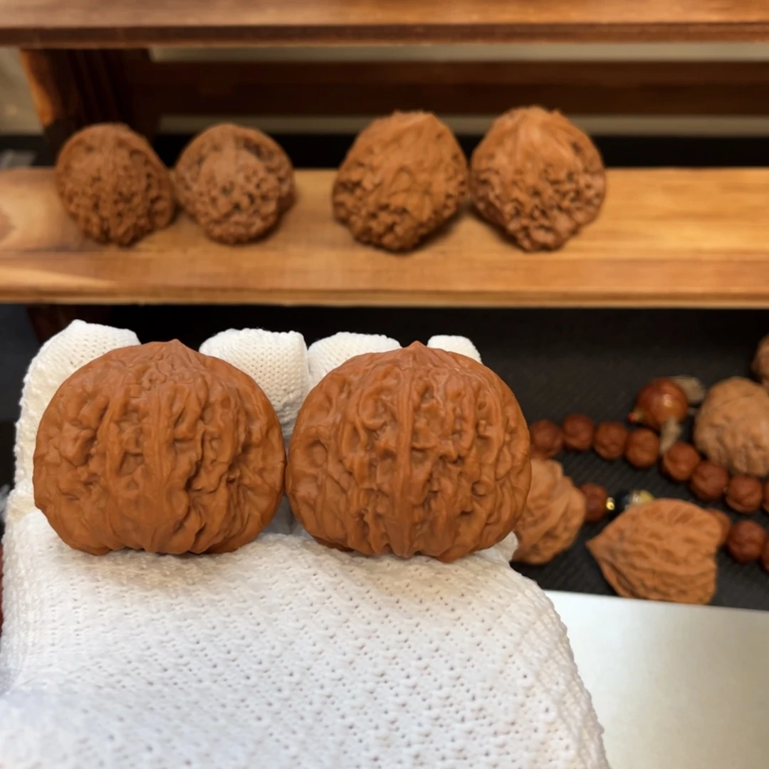 文玩核桃吊坠44微修凹底