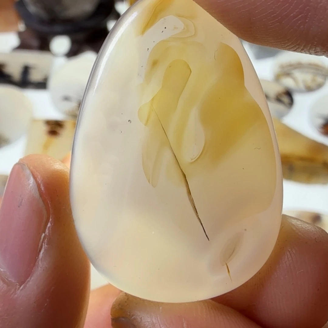 玛瑙/玉髓未镶嵌珠宝半成品