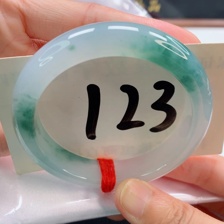 未镶嵌手镯翡翠正圈冰飘花