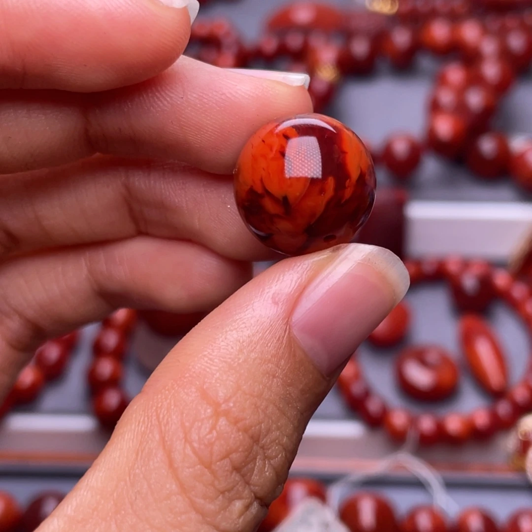 牙***齿南红玛瑙未镶嵌其他天然原矿）15mm瓦西牛血火焰单珠