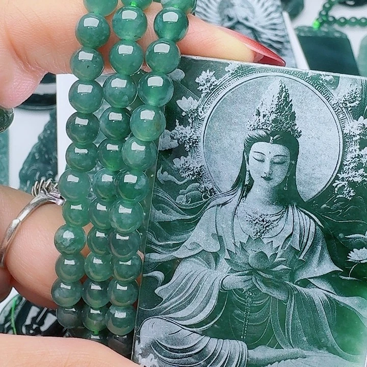 颈饰未镶嵌翡翠多样性发其一