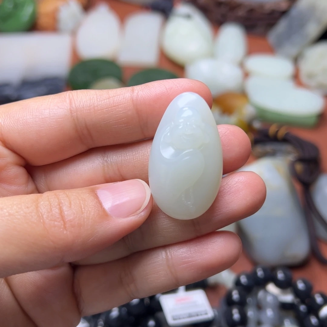 和田玉未镶嵌挂件