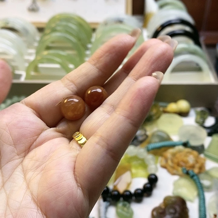 蛇纹石玉未镶嵌手镯得*.