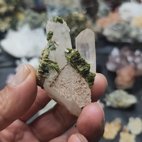 摆件未镶嵌水晶四川绿帘花园水晶