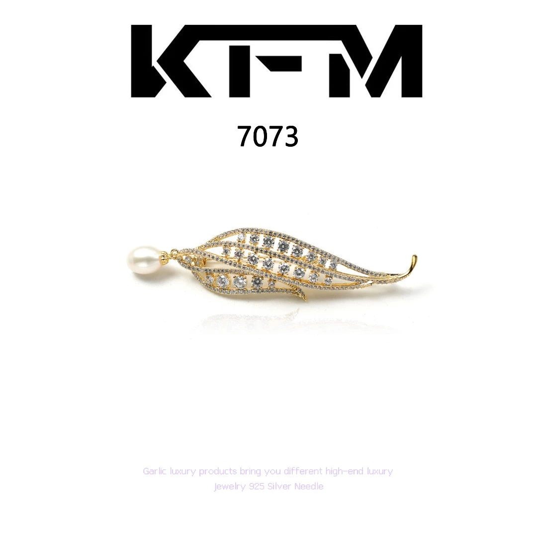 铜合金胸针 KFM胸针~7073