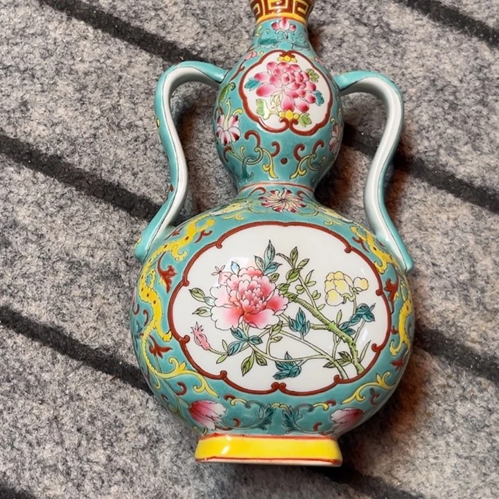 韶****)景德镇陶瓷艺术品