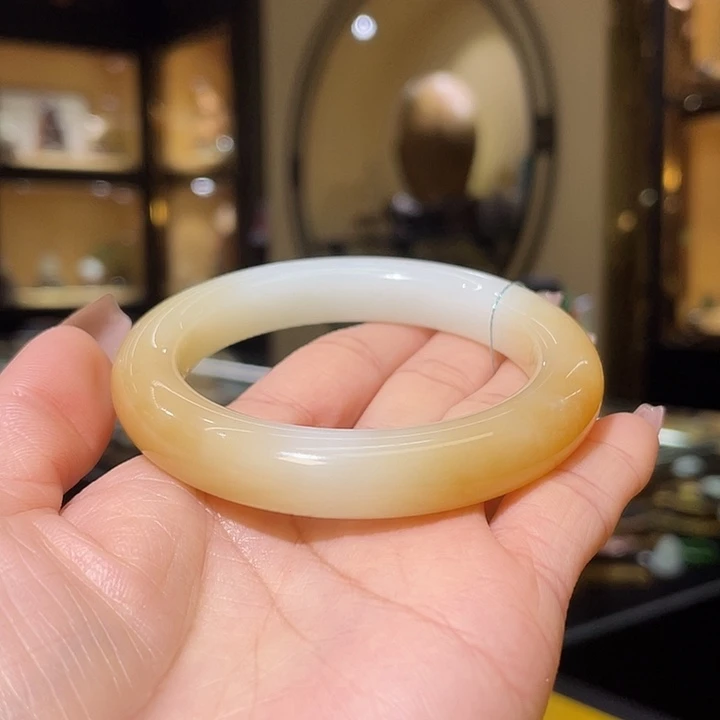 未镶嵌手镯和田玉54.5#58.5g