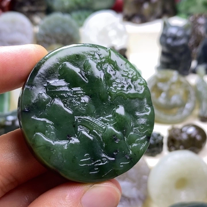 和田玉未镶嵌颈饰