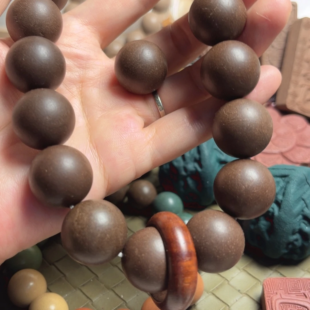 泥塑楼兰合香珠1.8的十九子