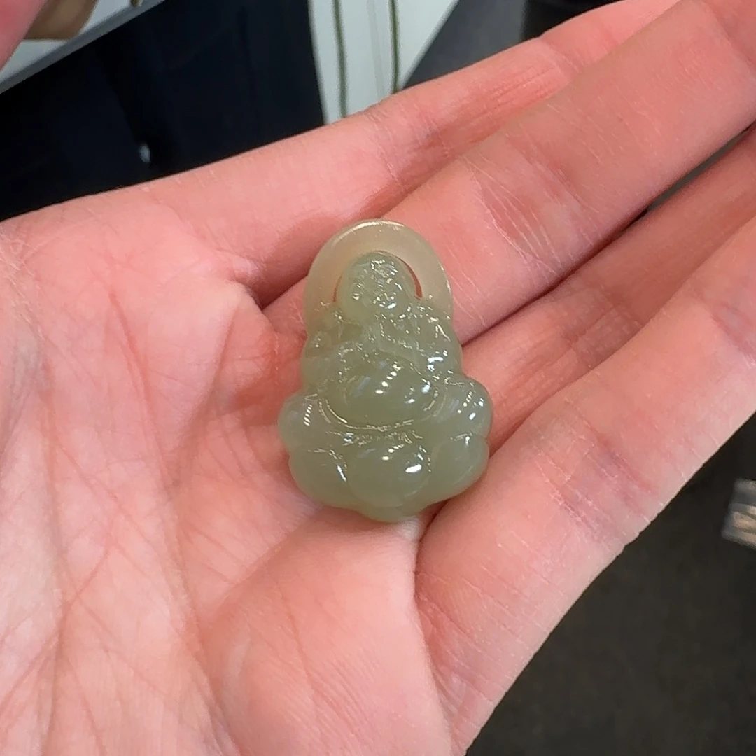 和田玉佛未镶嵌37冯总卡33左右青海料