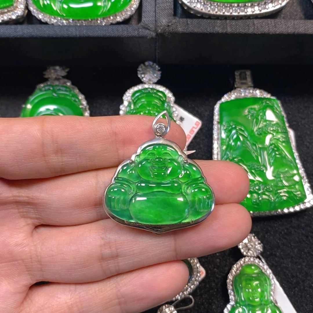 颈饰银S925镶嵌翡翠佛公吊坠