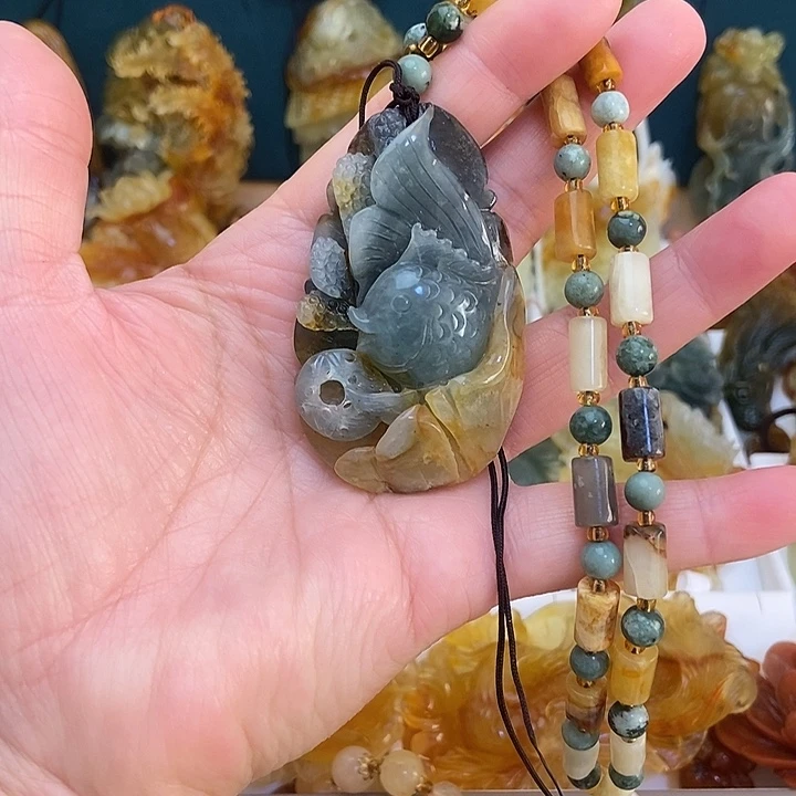 蛇纹石玉未镶嵌吊坠(赠链)