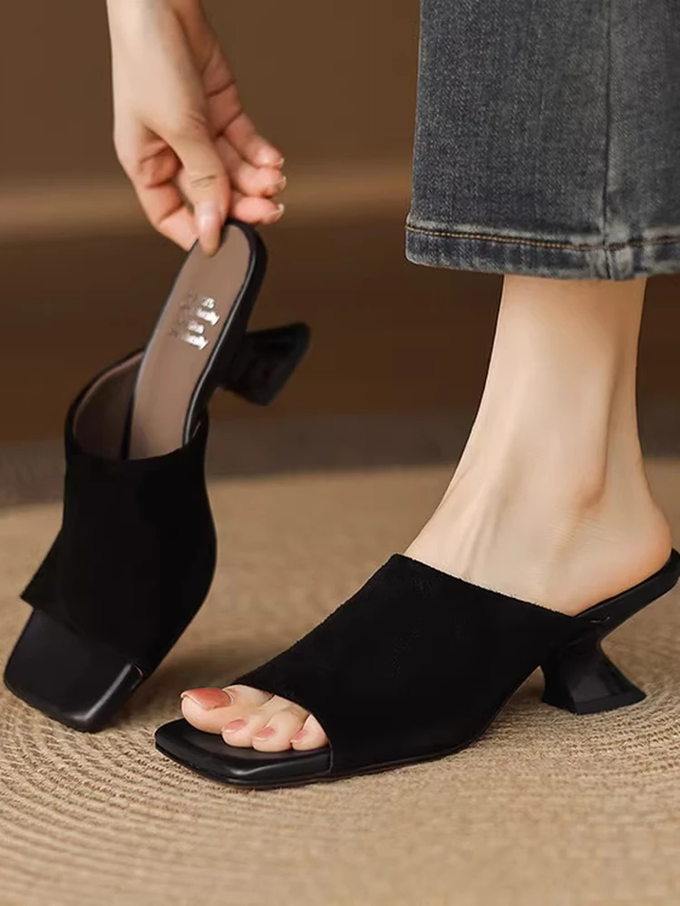 羊皮断码清仓真皮方头凉拖鞋女中跟2025新款夏季爆款百搭一字拖鞋