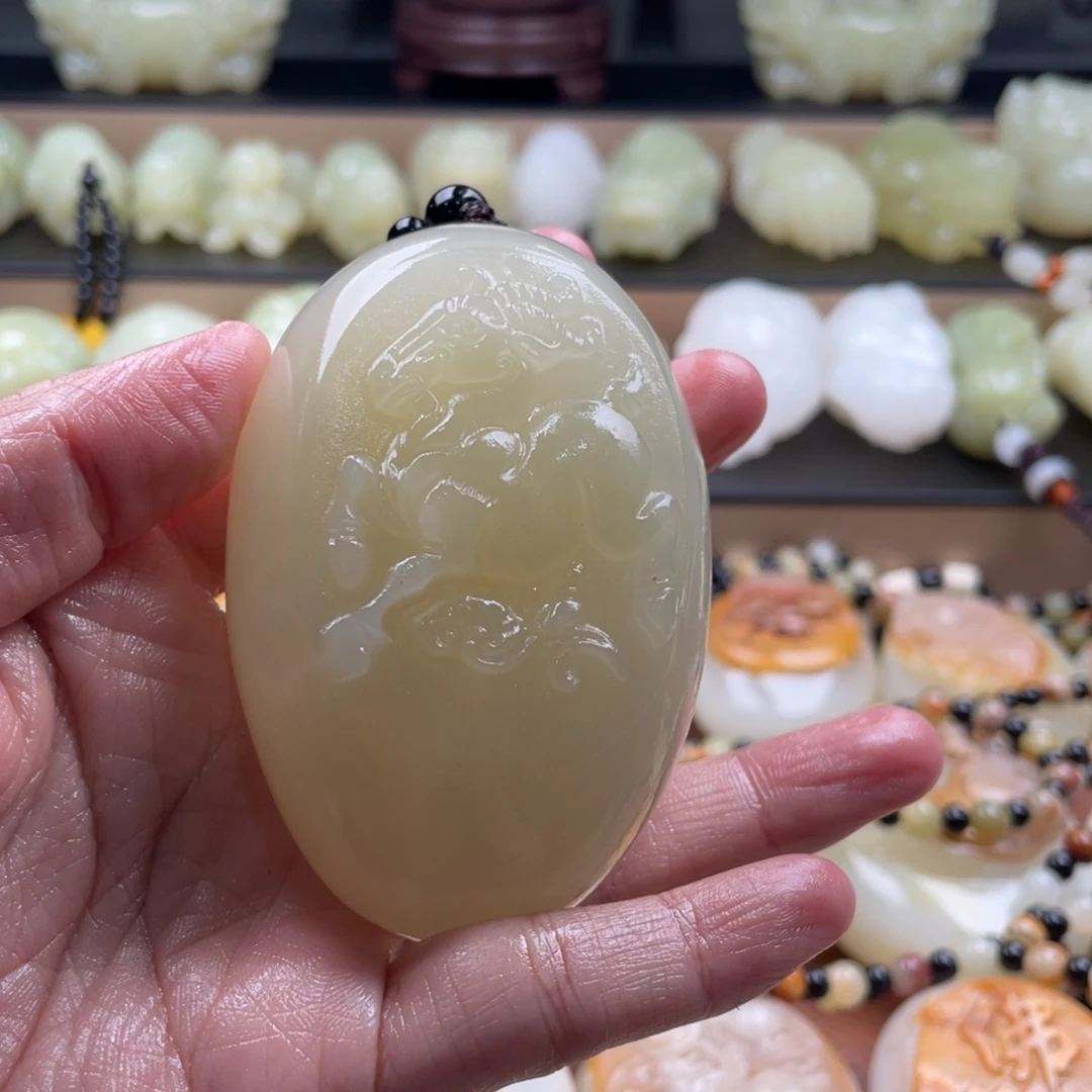 小***蓝石材古青石手把件