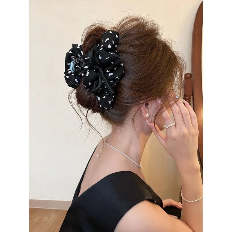 爱心波点云朵褶皱抓夹女高级感2025新款蝴蝶结鲨鱼夹盘发夹子发饰