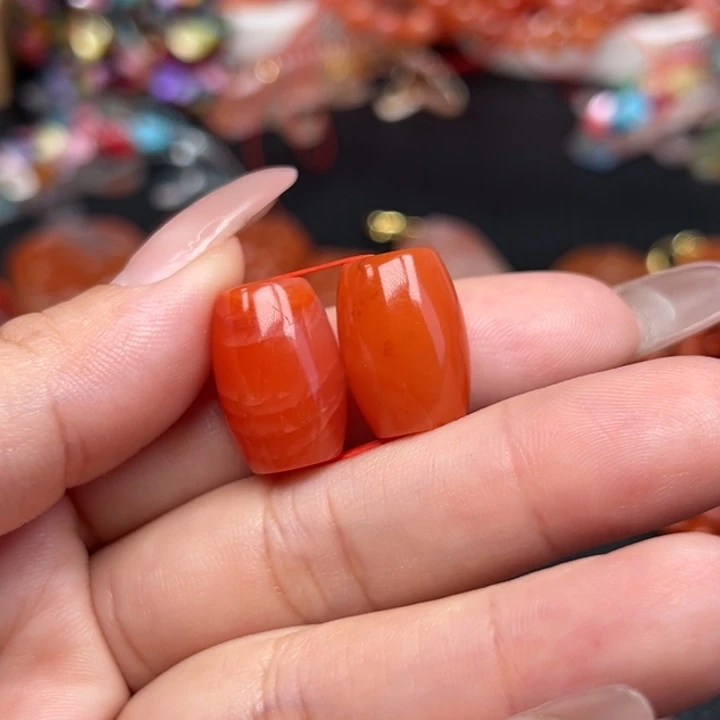 颈饰未镶嵌南红玛瑙