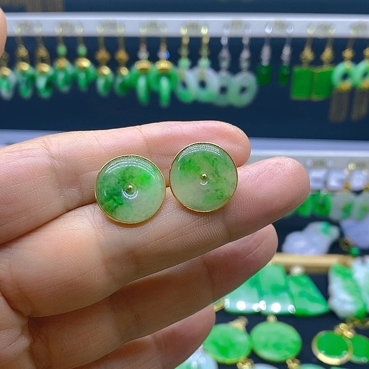 翡翠18K金镶嵌耳饰耳坠