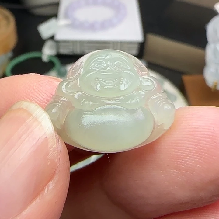 未镶嵌定制翡翠佛公