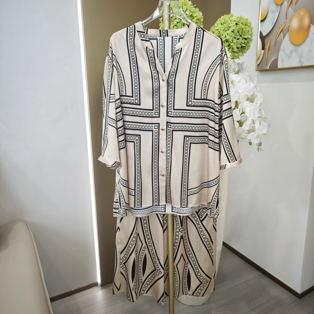 【宸慕】气质夏季时尚套装短袖印花条纹套装25711