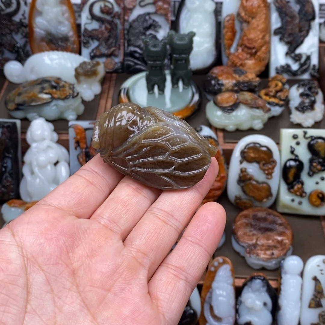 颈饰未镶嵌和田玉