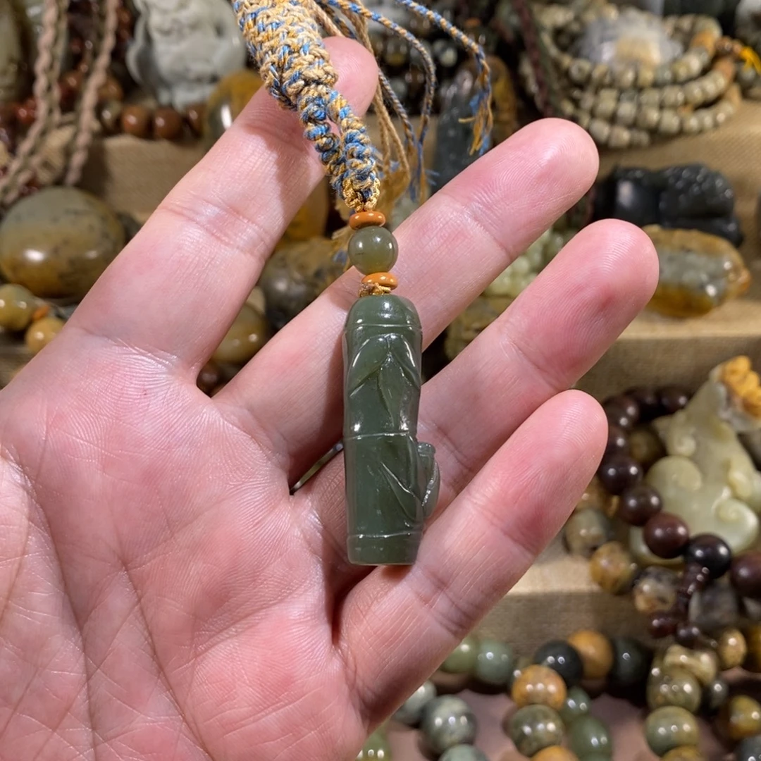 岫岩河磨玉（透闪石质玉）未镶嵌挂件