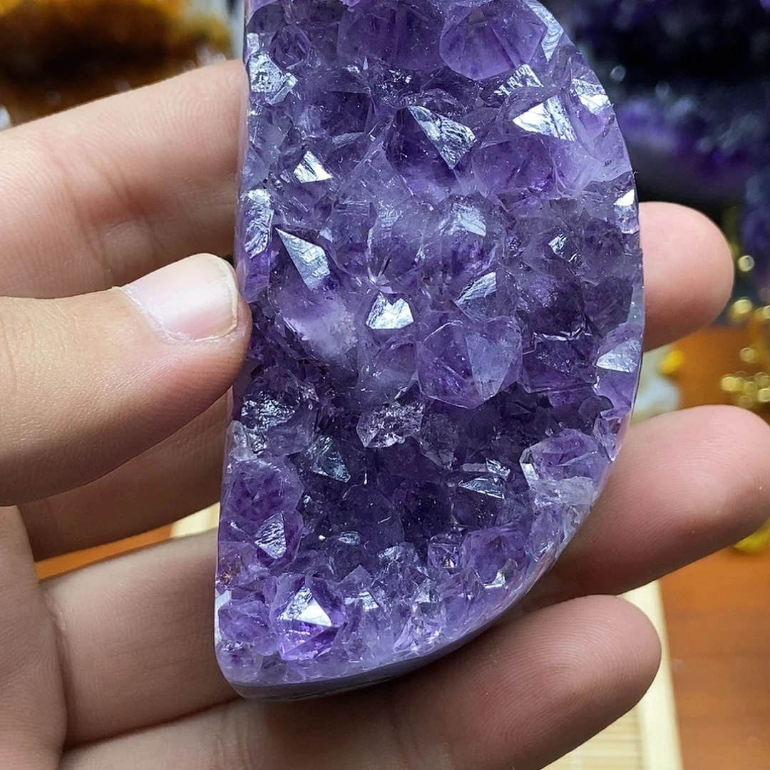 水晶大型摆件（非配饰）未镶嵌