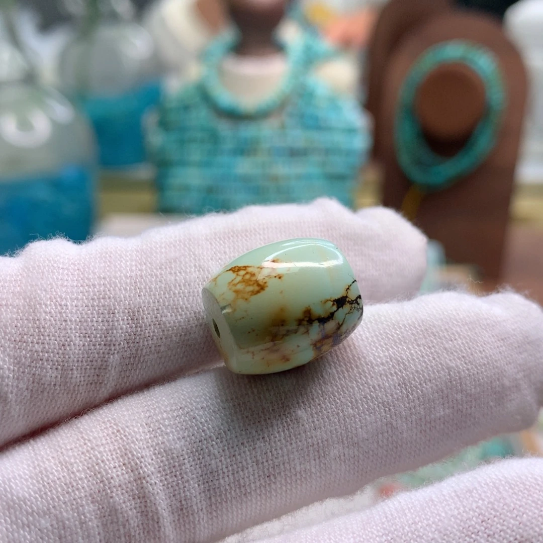 绿松石未镶嵌饰品