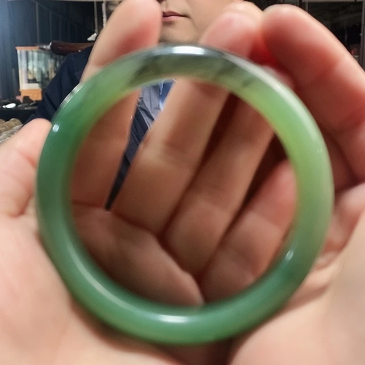 密玉（石英质玉）未镶嵌颈饰