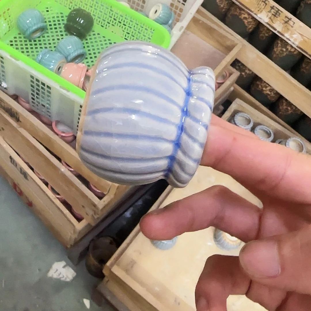 福利局库存尾单·有孔花盆当天满9元发