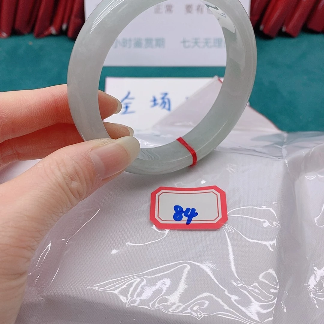 翡翠手镯未镶嵌亭*84444444444