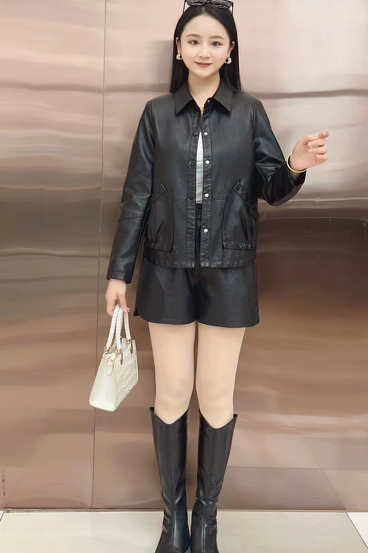 甜歪歪冬季新款加绒加厚保暖PV皮短款外套女装显瘦气质网红时尚