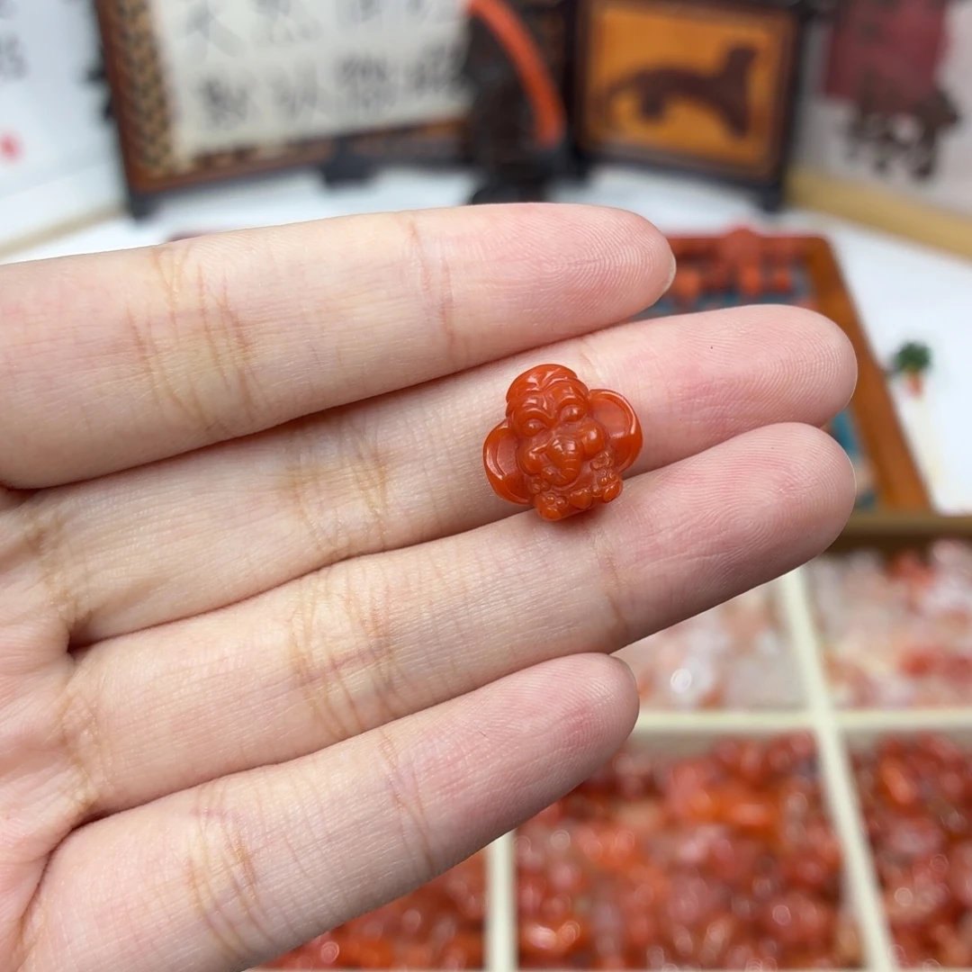 南红玛瑙未镶嵌配饰南红象神背云