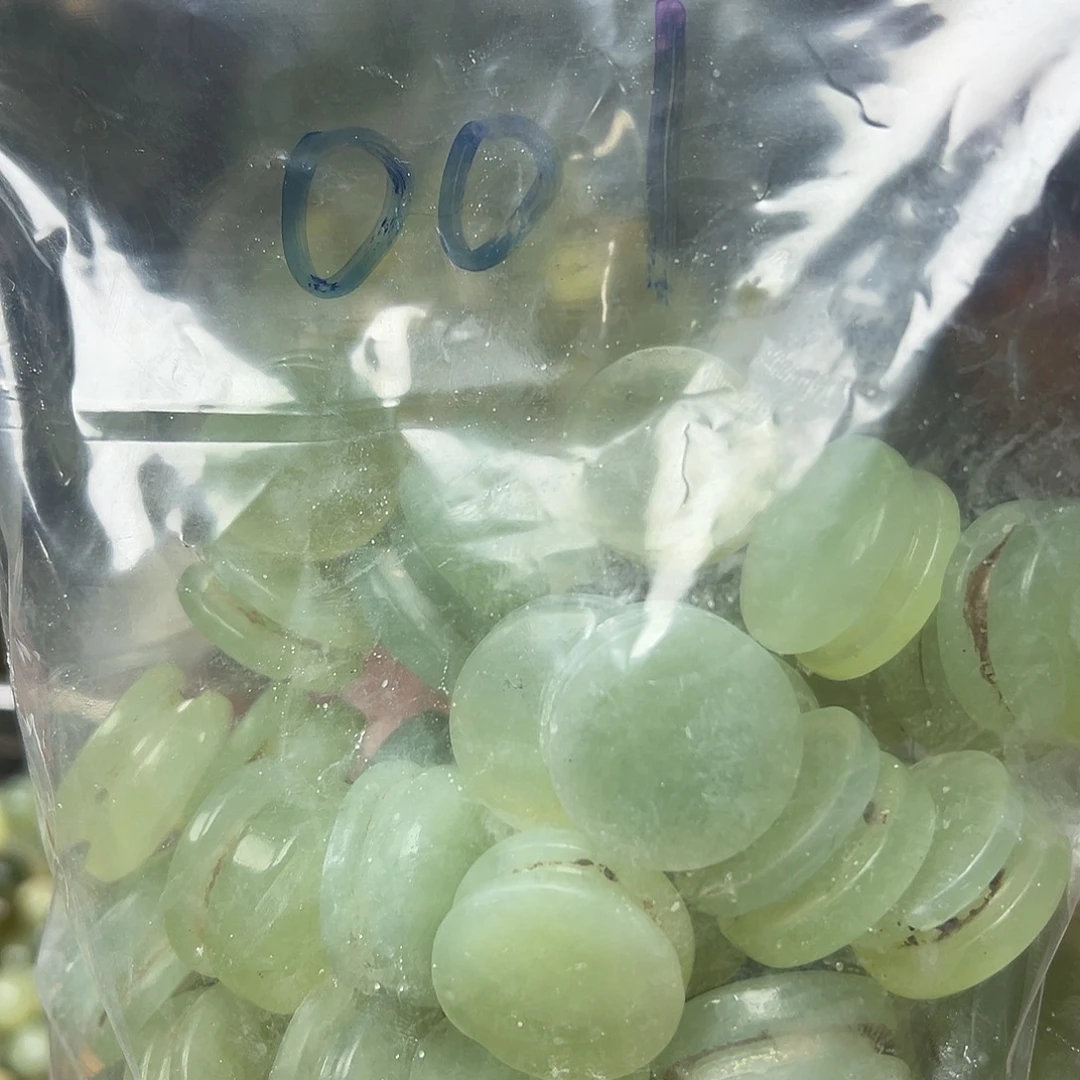 程***房蛇纹石玉未镶嵌鱼缸石 盆景石