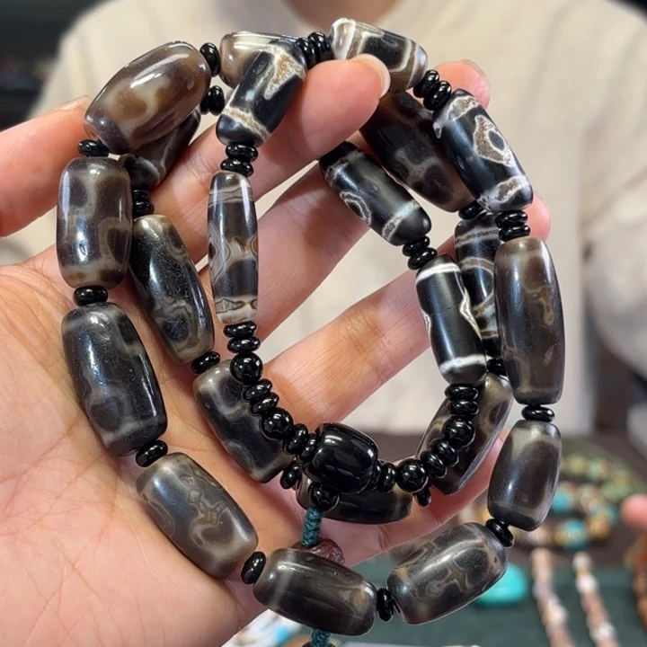 玛瑙/玉髓颈饰未镶嵌胡*图玛瑙