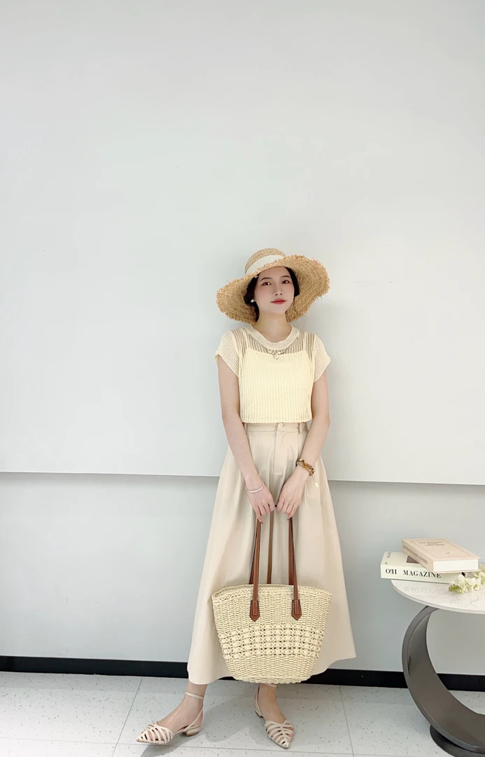 【黎诗梵】89119款韩版时尚气质短袖T恤女高腰三件套 衣约56 裙82