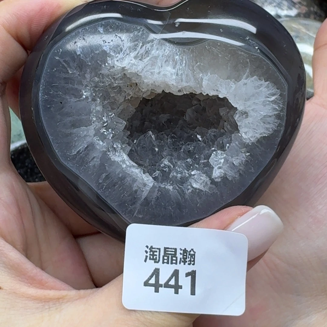 未镶嵌水晶大型摆件（非配饰）