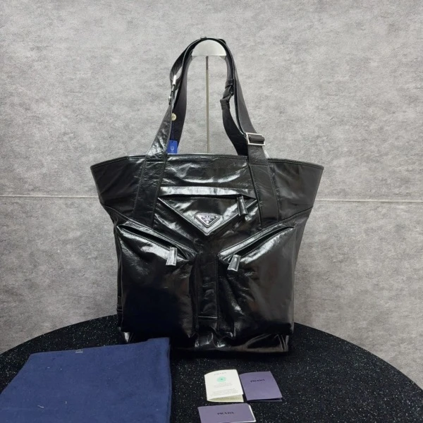 95新/普拉达/包包/250915LL0006