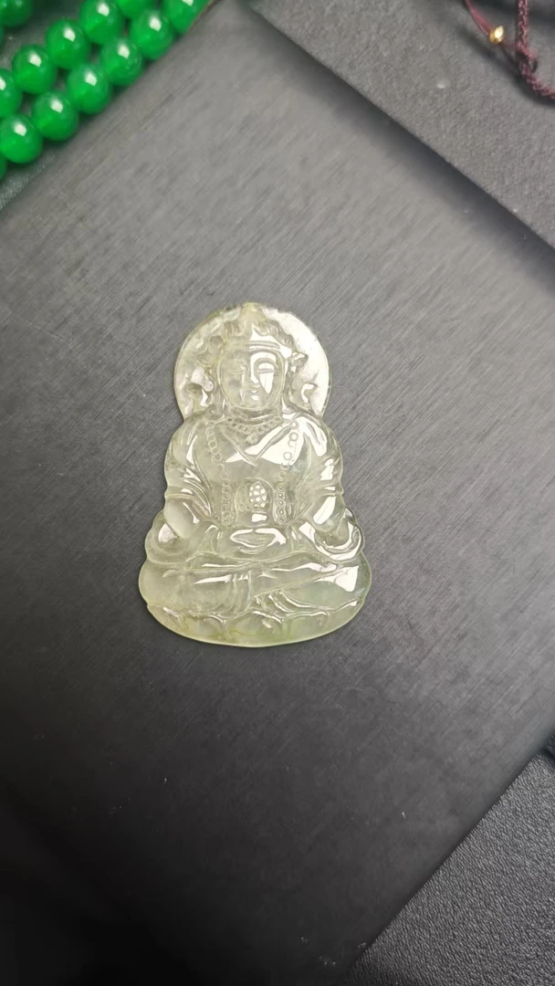YY76翡翠常规吊坠【邂逅翡翠高冰吊坠，冰透绿意，开启浪漫时光】