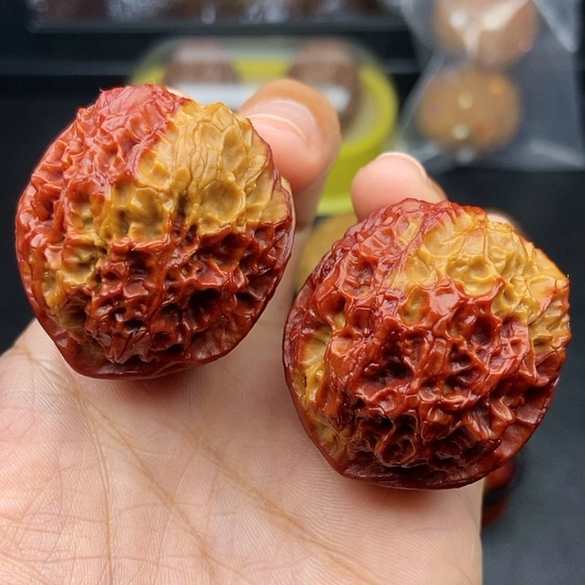 【闪购商品】把件文玩核桃41尺珊瑚绣球