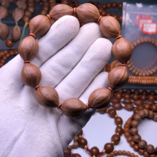 橄榄核手串1.58三面佛