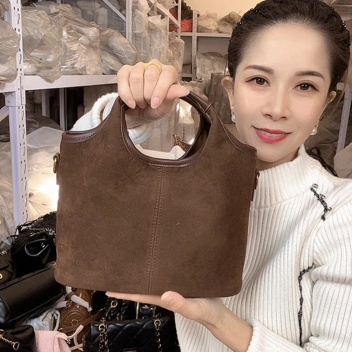 蚕丝小牛剖层皮革PU1102