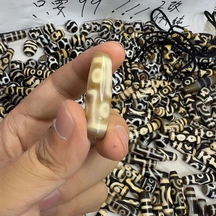 皮****玛瑙/玉髓合金颈饰