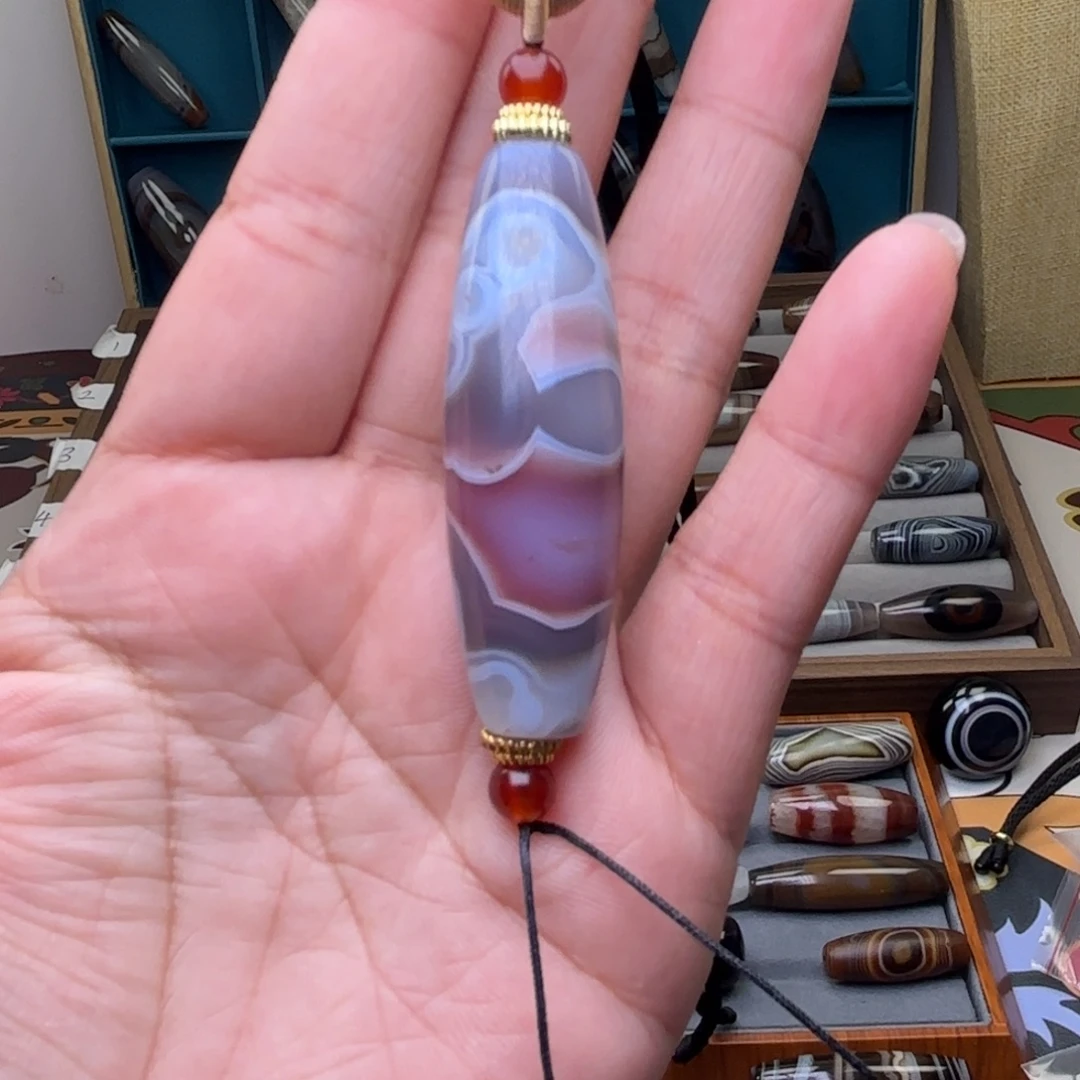 用***8玛瑙/玉髓未镶嵌颈饰