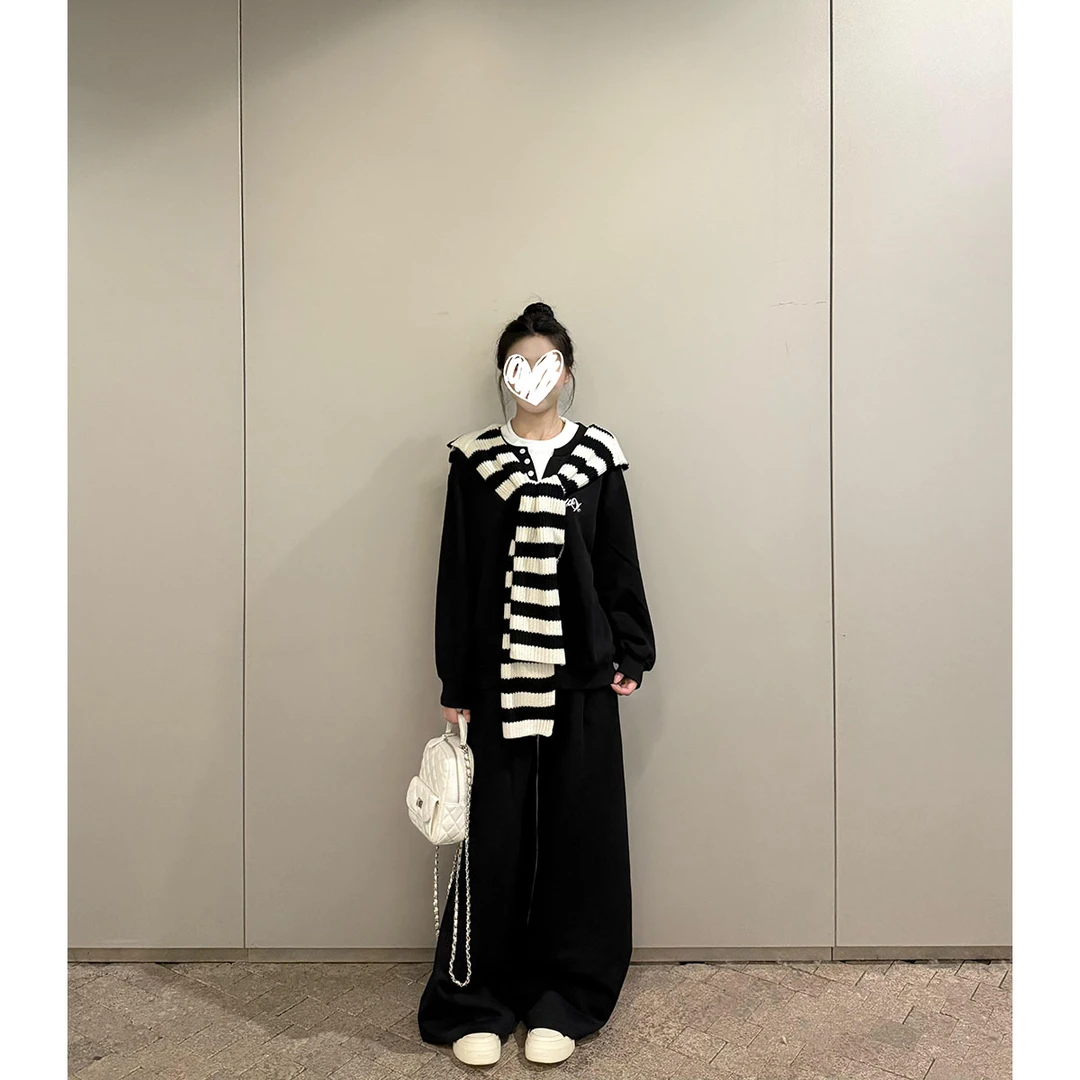 高级感韩版运动套装女秋季宽松显瘦时尚休闲卫衣披肩阔腿裤三件套