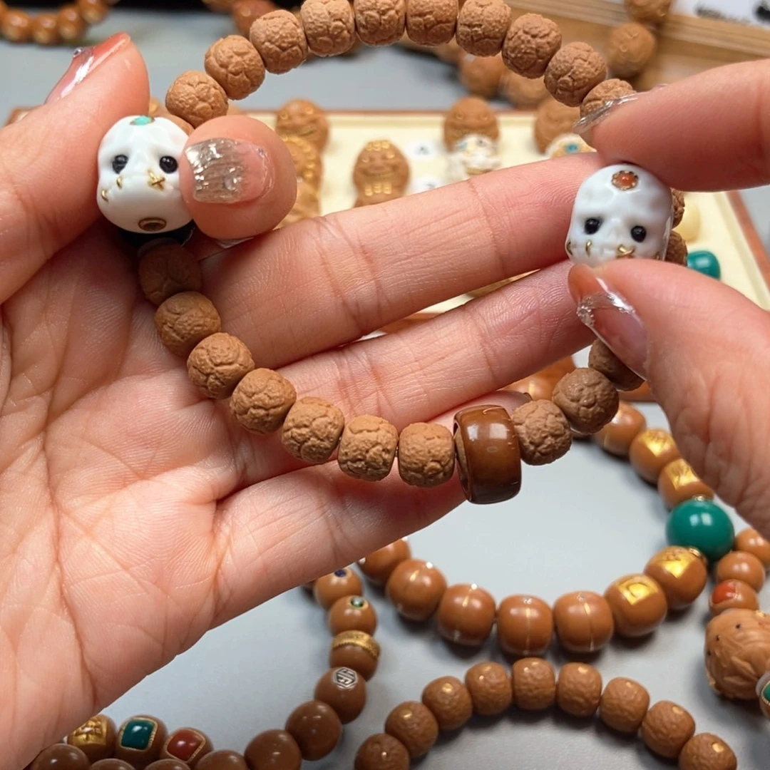 猴头核桃吊坠终**药手串