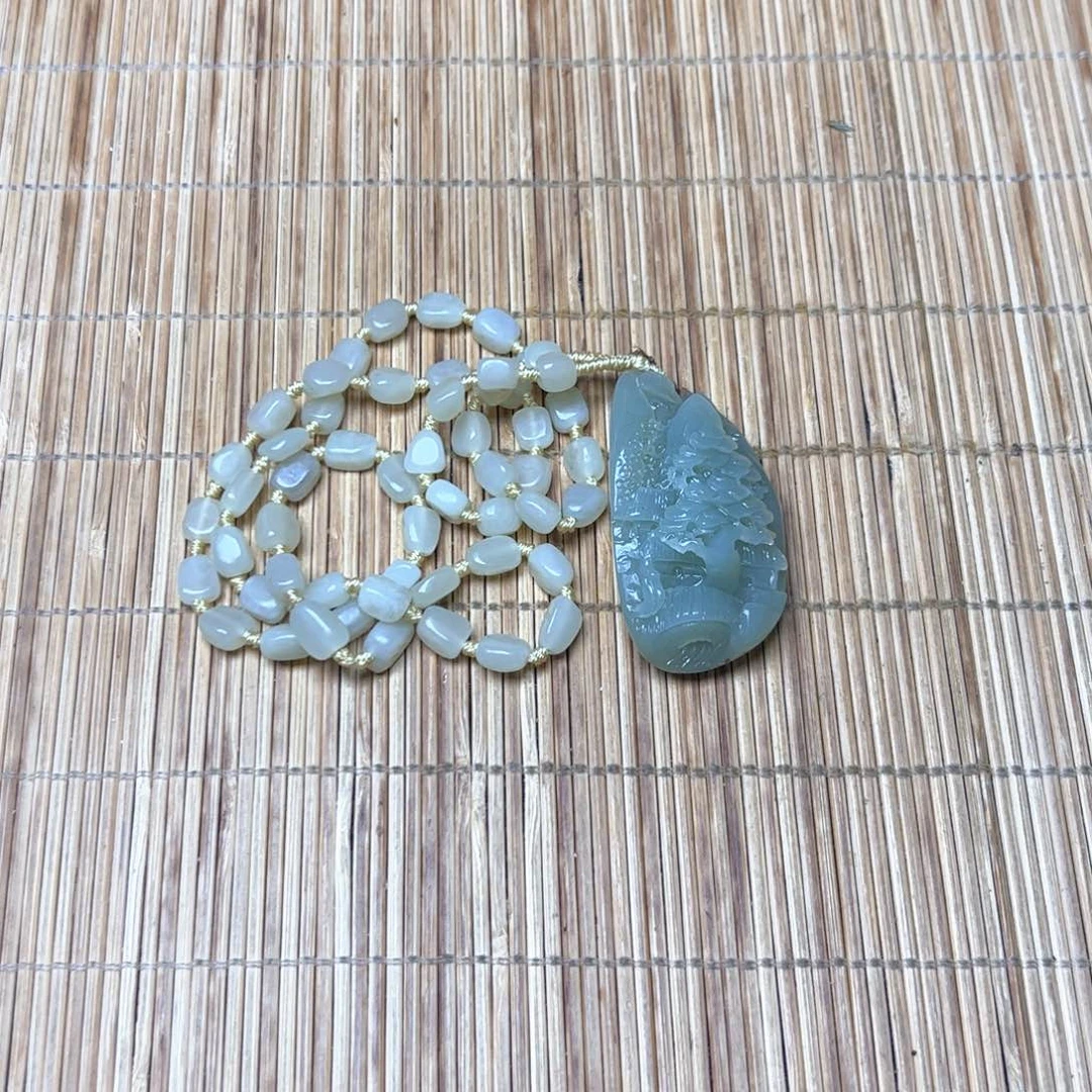 未镶嵌和田玉挂件
